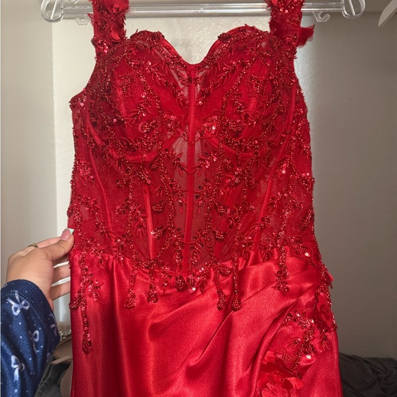 PROM DRESS LA Divine Elegant Red Off-Shoulder - Picture 2 of 10